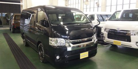 新車ハイエース 4WD　ワゴン GLをカスタムしました♪